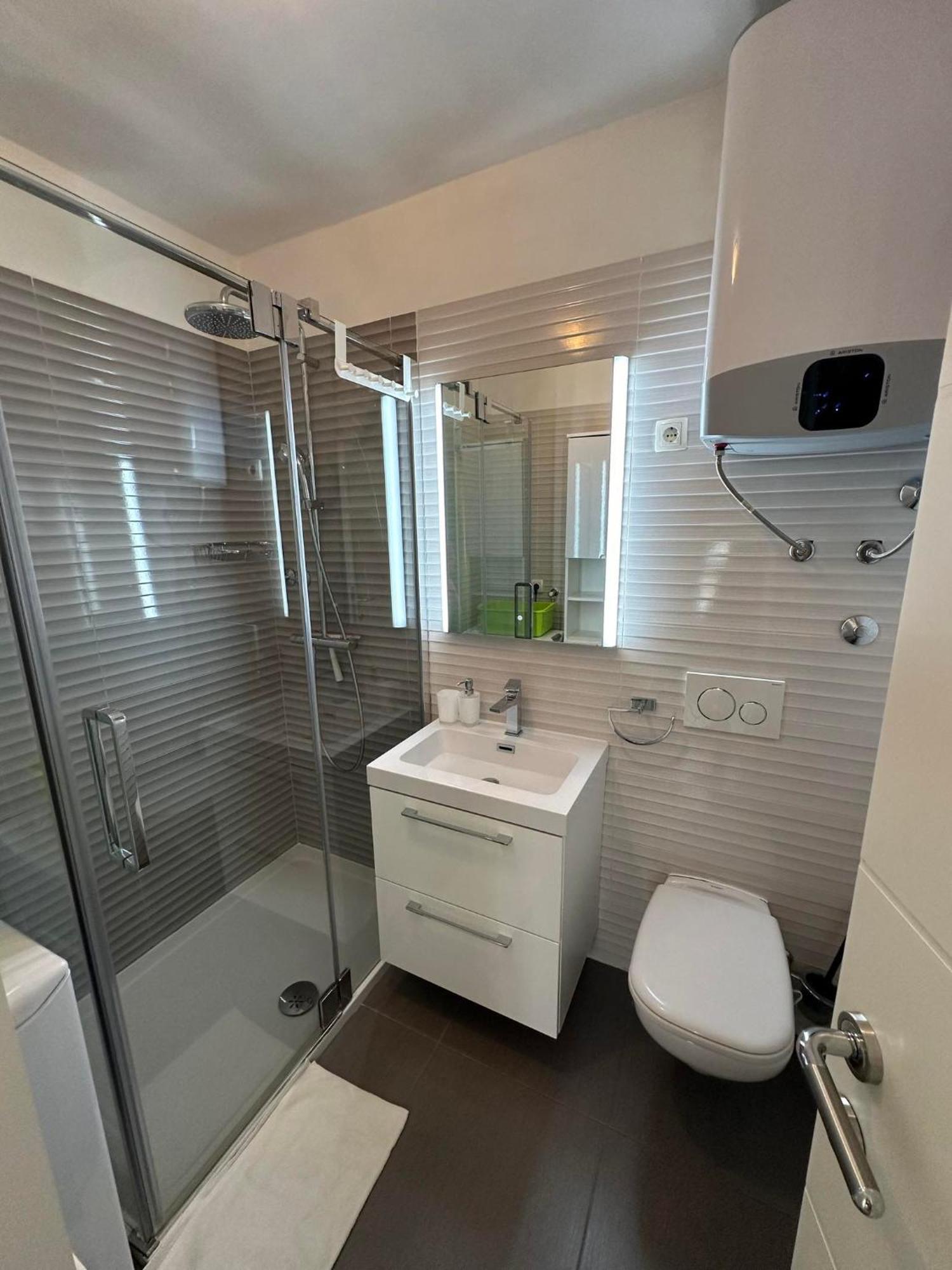 Apartmani Ljubica, มูร์แตร์ ภายนอก รูปภาพ