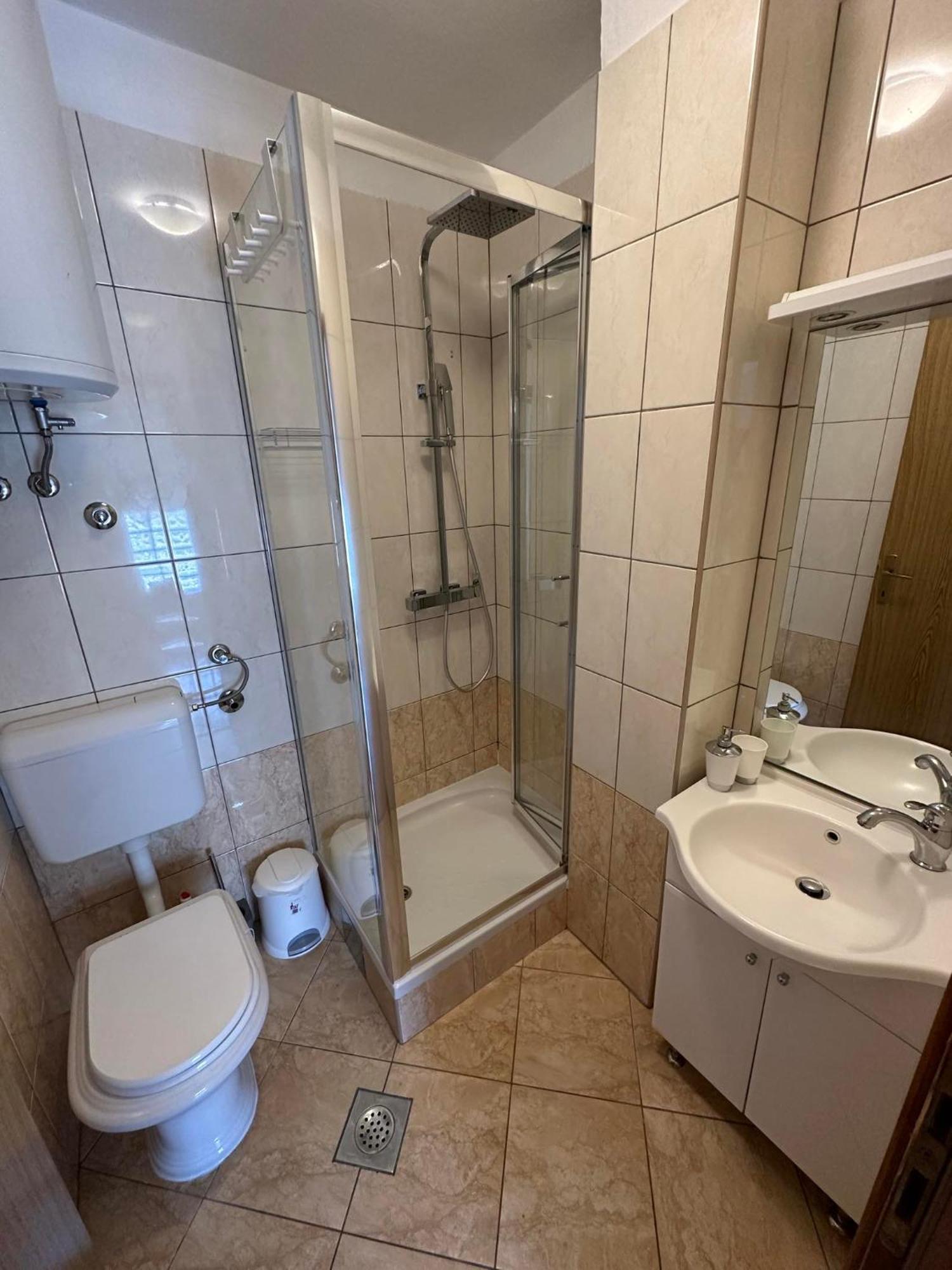 Apartmani Ljubica, มูร์แตร์ ภายนอก รูปภาพ