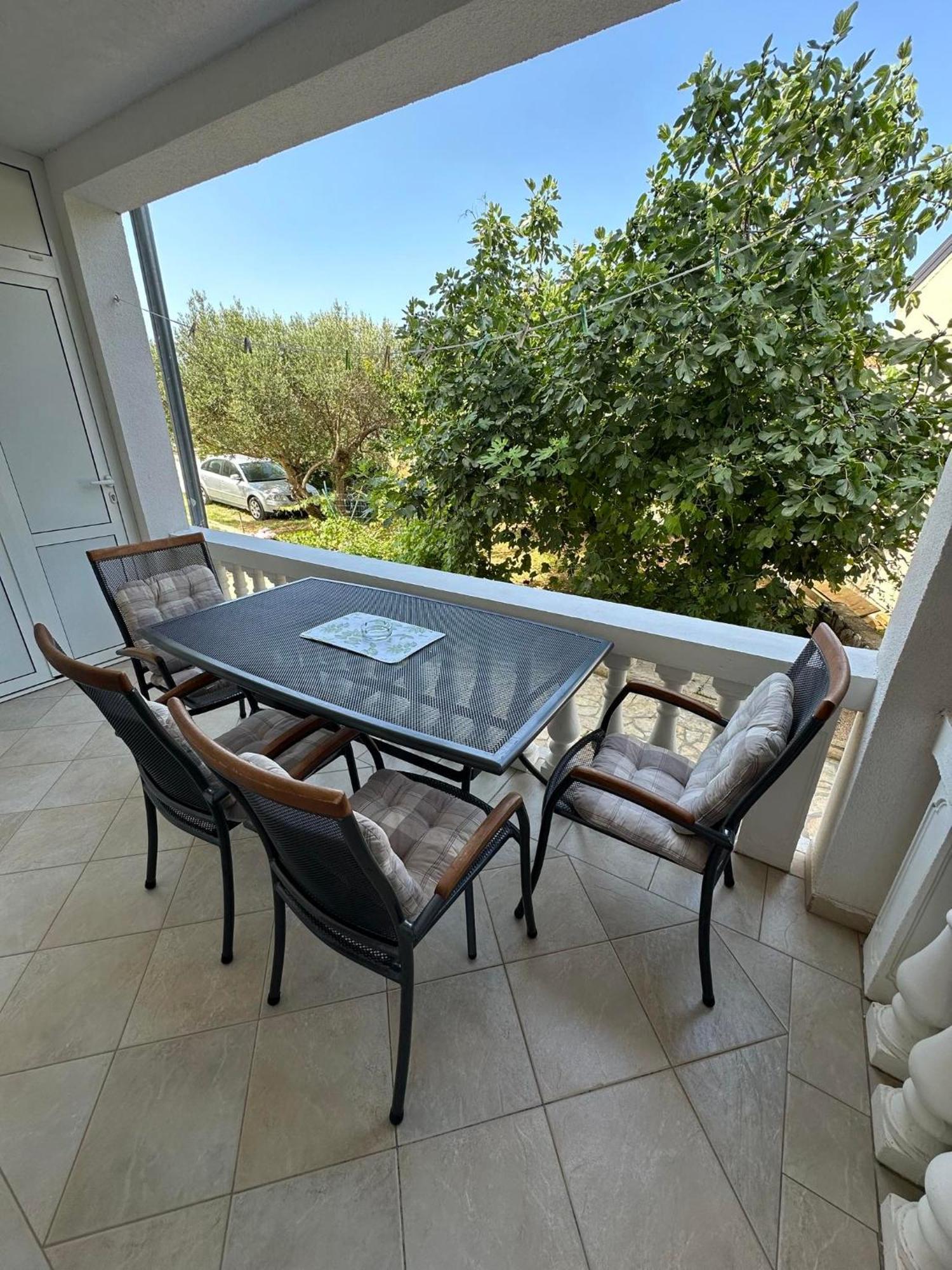 Apartmani Ljubica, มูร์แตร์ ภายนอก รูปภาพ