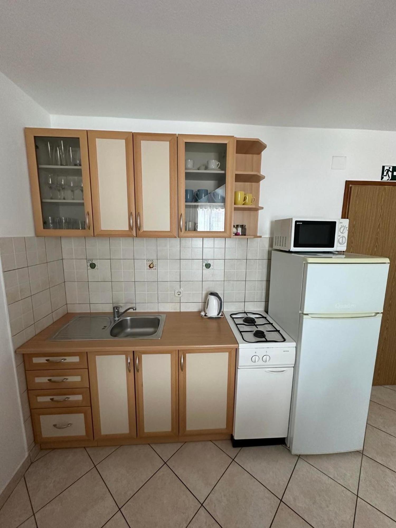 Apartmani Ljubica, มูร์แตร์ ภายนอก รูปภาพ