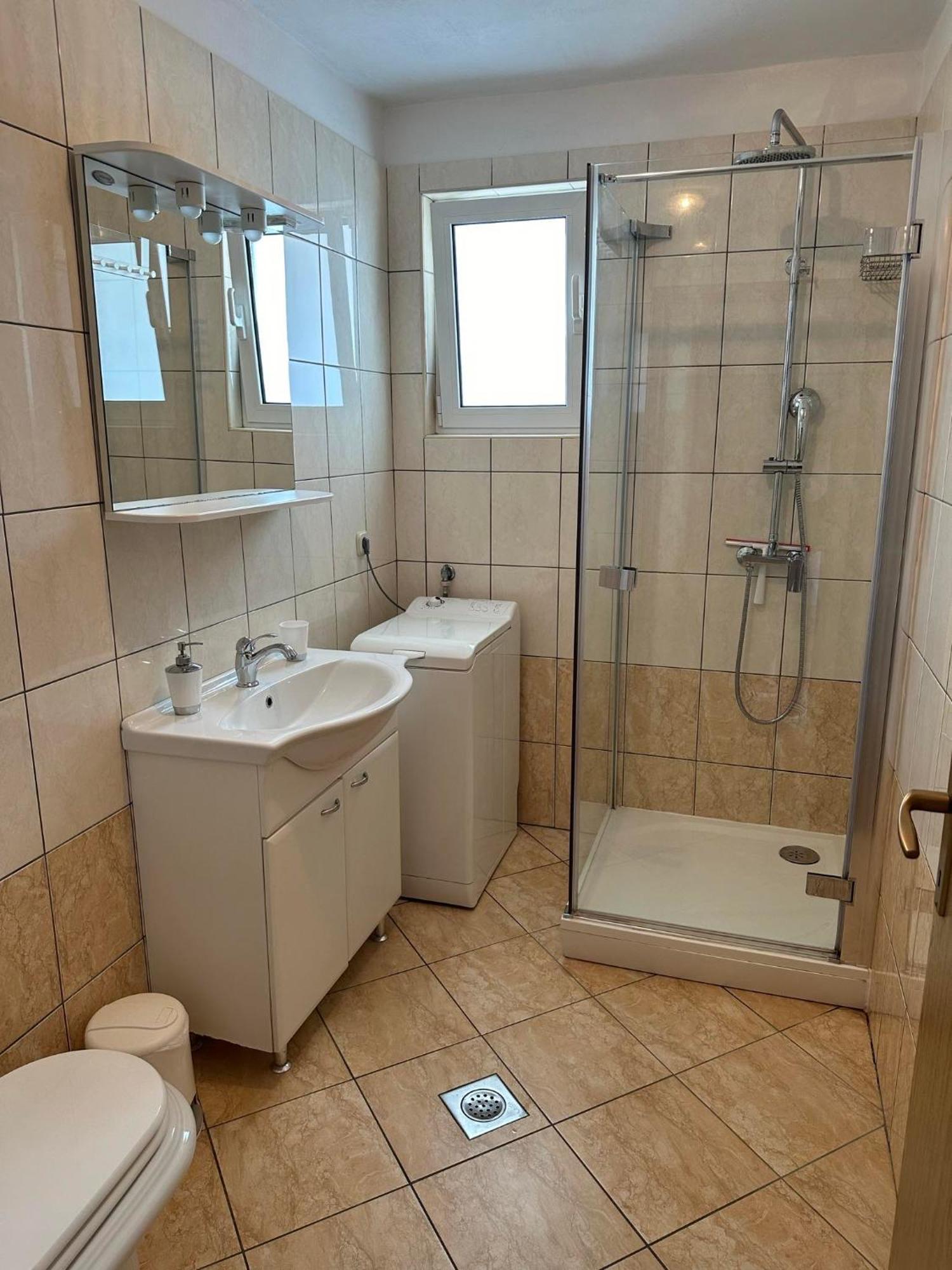 Apartmani Ljubica, มูร์แตร์ ภายนอก รูปภาพ