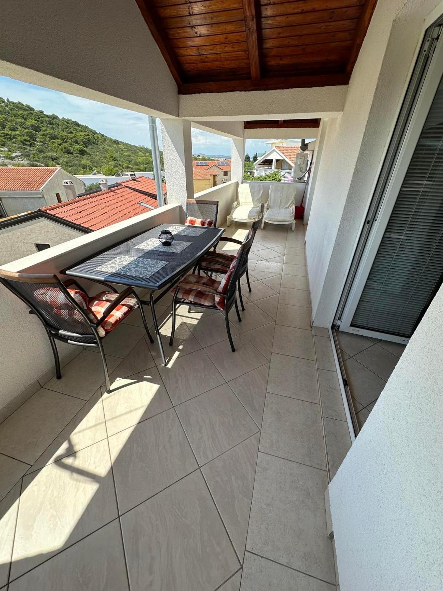 Apartmani Ljubica, มูร์แตร์ ภายนอก รูปภาพ