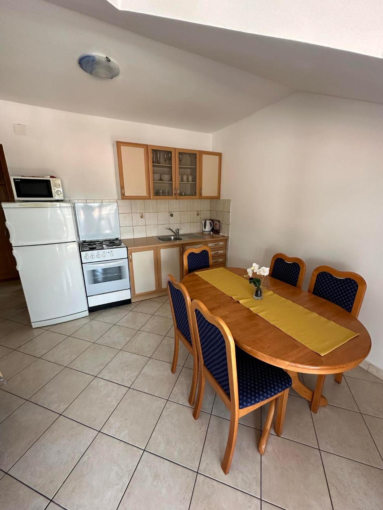 Apartmani Ljubica, มูร์แตร์ ภายนอก รูปภาพ